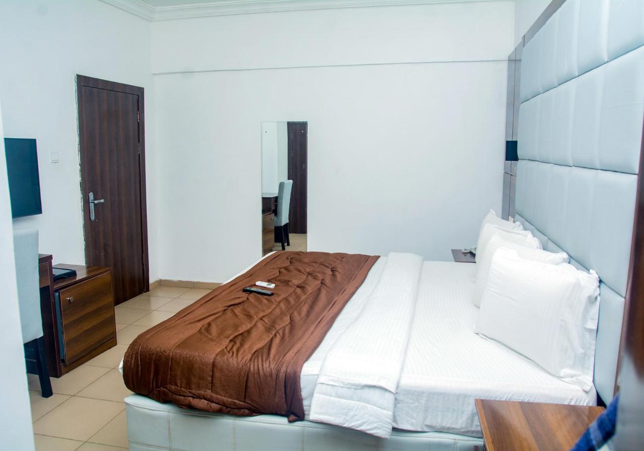 Presken Hotel @Villa Ikeja Dış mekan fotoğraf