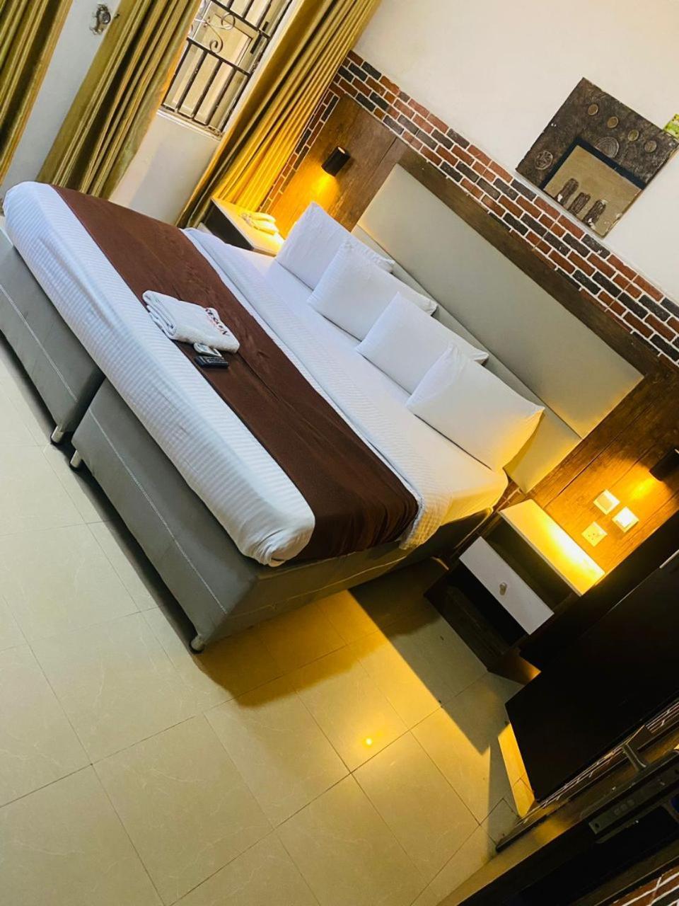 Presken Hotel @Villa Ikeja Dış mekan fotoğraf