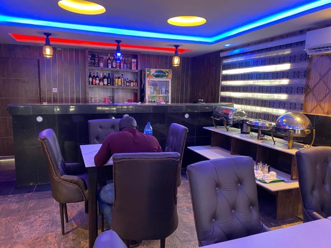 Presken Hotel @Villa Ikeja Dış mekan fotoğraf